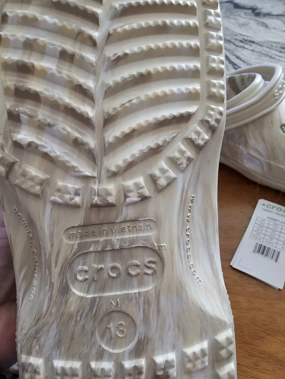 CROCS men's Marbled Ivory and Beige Classic Clog Size 13